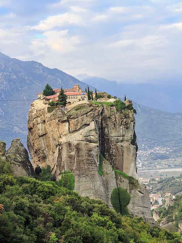 Meteora Kloster bei Kalambaka in Griechenland (Foto: Wilhelm W. Koehler) Meteora Kloster bei Kalambaka in Griechenland (Foto: Wilhelm W. Koehler)